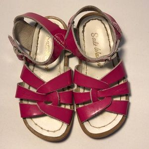 Salt water sandals size 8 pink